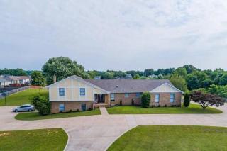Whole Home 1335 Whitt Ln - Clarksville - 7