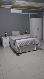 Dreamland Self Catering and Backpackers CC - Keetmanshoop - 8