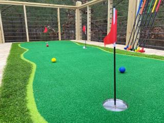 NEW Entertainer Cabin with Spa Games & Playground - Broken Bow - 7