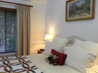 Glenrose Cottages - Warwick - 3