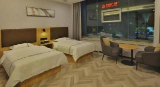 GreenTree Esports Hotel Qingdao Licang District Wanda - Qingdao - 4