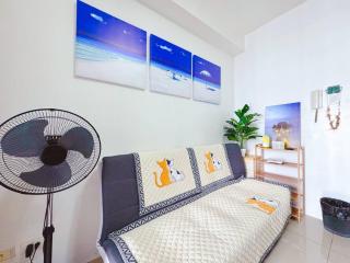 Shore 1 tower c1 17floor near moa facing swimming pool - 5