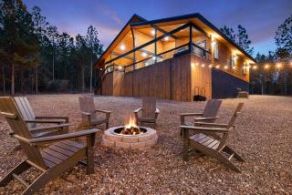 Hidden Cabin Among Pines with Hot Tub & Fire Pit - Broken Bow - 9