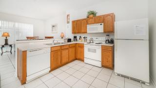 OP7652 Windsor Hills 3 Bedroom Private Pool Townhome - 7