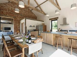 Old Hall Farm Barn - Reepham - 0