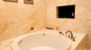 Haiyang Shenglong Jianguo Hotel - Fengcheng - 3