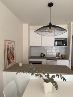 Charmant appartement rénové vue piscine - Pals - 5