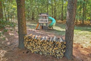 NEW Forest Sanctuary with Hot Tub Firepit & Creek - Broken Bow - 6