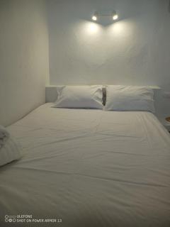 ''RENATA'' Studio - Kithnos - 2