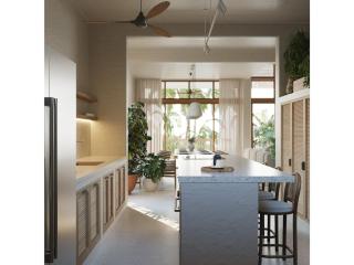 Rare 5BR Oasis - 30m to Sea - 4