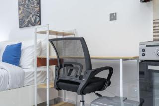 StayShort - Spacious Studio for 2 in Arabian Gate - 1