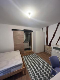 Charming family home - 5