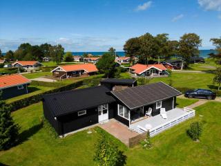 Summer House With 100 M To The Sea In North Funen - Otterup - 0