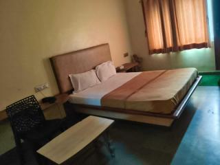 Townhouse Balewadi Stadium Pune Formerly Hotel Sarovar - Pune - 1