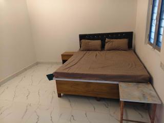 Hotel O SR Hotel And Restaurant - - 7