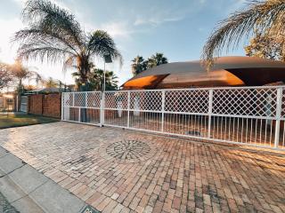 Lemon & Blue Guest House - Welkom - 3