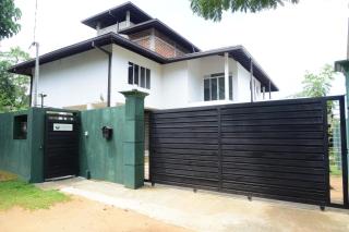 Ayurishi Villa - Hikkaduwa - 9