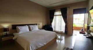 Samosir Cottages Resort - Tuk Tuk - 4