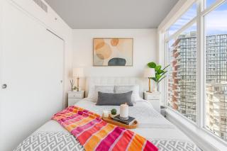 Stylish City view 2BR Apartment Steps to Yaletown Life - Vancouver - 6