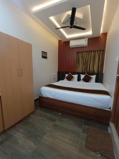 Green Palace Inn, T Nagar - Chennai - 3