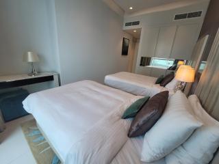 Damac Upper Crest - Blue Ocean Holiday Homes - 1