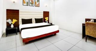 OASIS Hotel - Jāmb - 5