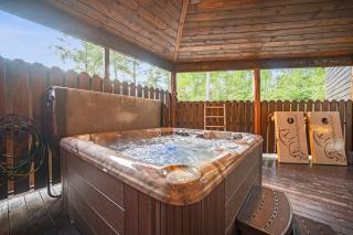 NEW Family Cabin with Hot Tub Fire Pit & Games - 9