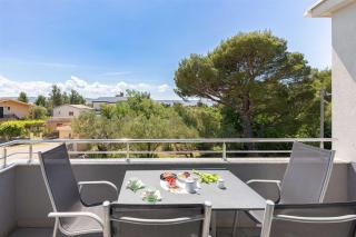 Sea & Stone Apartment No 3 in Starigrad - Starigrad - 1