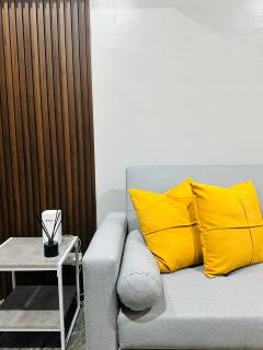 Traveler's Nest near Airport, Netflix, Stylish, Cozy with swimming pool - Lapu Lapu City - 2