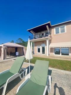 Villa Serenity - A Rustic-Modern Lakeside Escape - Ohrid - 7