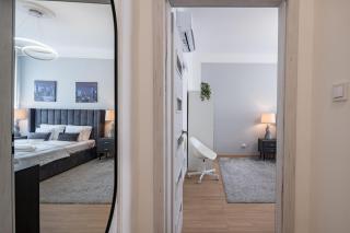 Kertész Kingship - 1