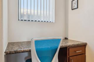 CozySuites Glendale - Westgate w pool 13 - 2