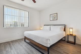 CozySuites Glendale - Westgate w pool 13 - Glendale - 3