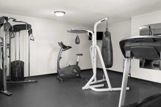 Ramada by Wyndham Cedar Rapids South - Cedar Rapids - 3