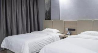 GreenTree Inn Anqing Tongcheng South Shengtang Road Shengtang International Business Hotel - Wangguolu - 1
