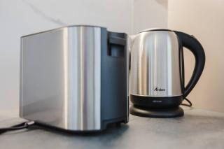 Flat 3 MLH 3BED next to city by Homely! - 1