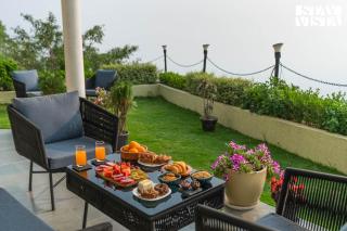 StayVista at Villa Mirador with BBQ, Bonfire, WiFi - 3