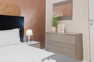 St Julians centre 3BED with views! by Homely - 2