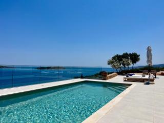 SeaWave Villas, By Hellocrete - La Canea - 2