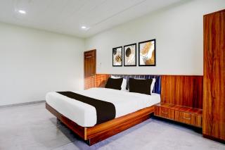 Hotel O Sachin And Family Restaurant - 9