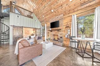 NEW Woodland Escape with Spa & Fire pit - Sleeps 4 - - 2