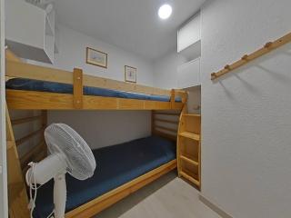 Appartement 2 pièces cabine 4 couchages LA LONDE LES MAURES LAL100-113 - La Londe-les-Maures - 8
