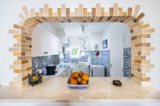 CoolHouses Algarve, Luz, 1 bed flat, top floor, a stone's throw to the beach, Casa Isabell - 3