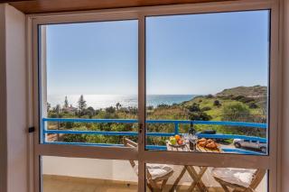 CoolHouses Algarve Luz, 2 Bed top floor flat, amazing sea view, central. Delicia do Sol - 5