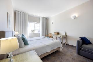 CoolHouses Algarve Luz, 1 bed penthouse flat w/ sea views. Fiji 11 - Luz - 1