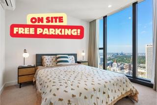 3 BED heart of Melb CBD - Free Parking Onsite - Melbourne - 0