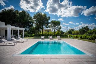 Likehome Ponente Levante 2 Ville luxury Pool 12pxs - Taranto - 0
