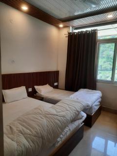 Hotel RRR - 3