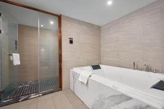 Lavande Hotel Guangzhou Panyu Hanxi Changlong Dashi Subway Station - Guangzhou - 2