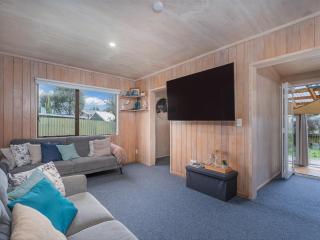 Home Away From Home In Whangamata - Whangamata - 2